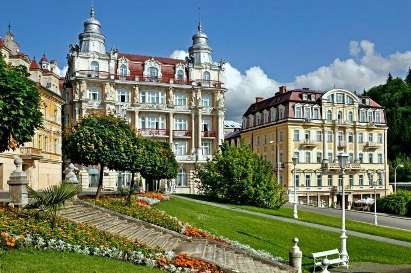 Apartmán na Karlovarské ul Mariánské Lázně Esterno foto